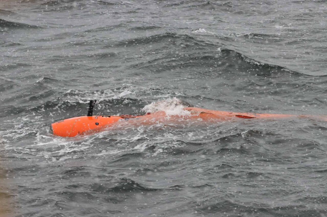 Research submarine disappears under Doomsday Glacier